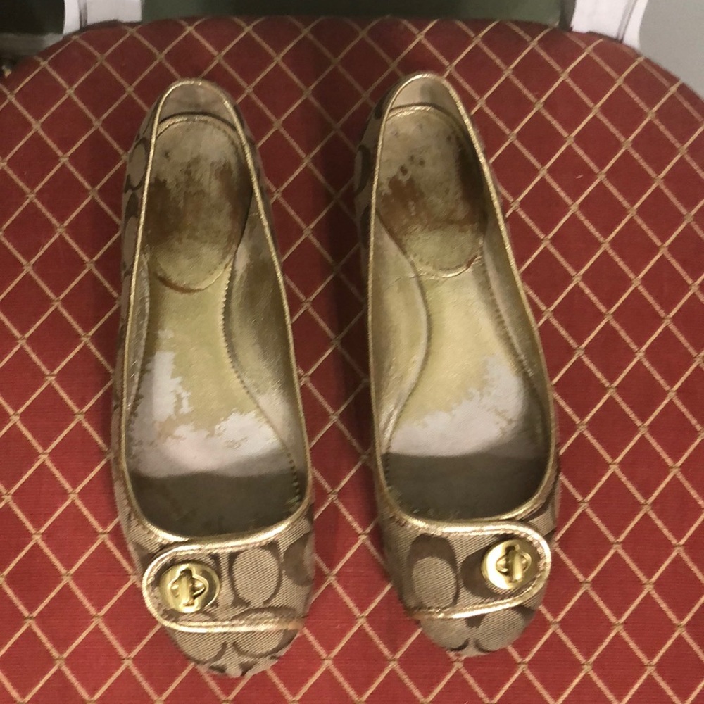 Clean the closet sale! Coach Noel canvas flats